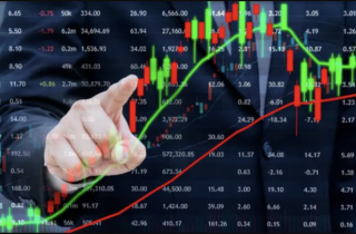 VN-Index lập đỉnh cao mới, thanh khoản bùng nổ