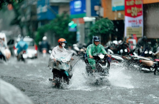 Mưa giông lớn ở Bắc bộ còn kéo dài bao lâu?