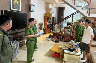 Triệt phá ổ tín dụng đen, cho vay lãi suất 'cắt cổ' hơn 300%/năm ở Đà Nẵng