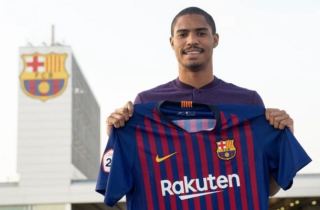 Thương vụ cựu cầu thủ Barcelona đến V.League đổ bể vào giờ chót