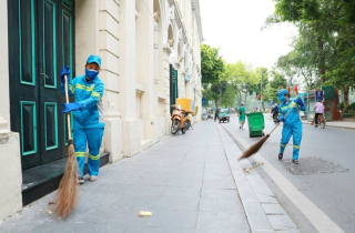 Hà Nội dự kiến tăng phí thu gom rác thải gấp 7 lần