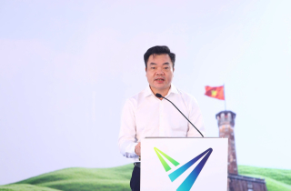 Vinbus khai trương tuyến buýt điện miễn phí kết nối nhiều địa điểm du lịch Thủ đô