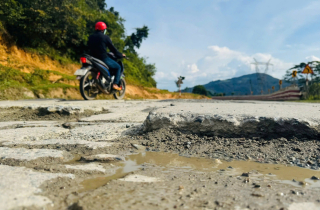 Những 'cái bẫy' rình rập người đi đường trên đèo Lò Xo