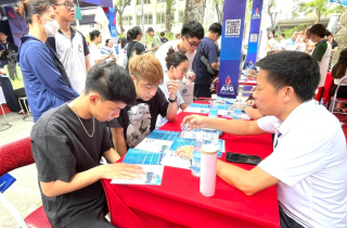 Bộ GD-ĐT lùi lịch công bố điểm chuẩn đại học năm 2025
