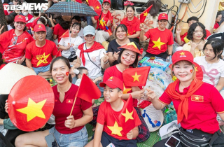 Đi tuyến xe buýt nào để đi xem diễu binh, diễu hành A80?