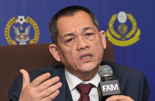Chủ tịch LĐBĐ Malaysia từ chức