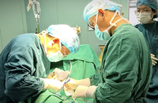 Cẩn trọng với u tuyến nước bọt mang tai