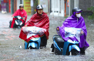 Bão số 7 Tapah còn mạnh thêm, có thể gây mưa lớn diện rộng ở miền Bắc