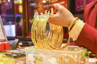 Giá vàng hôm nay 7/9: Thế giới ở ngưỡng cao, trong nước lập đỉnh mới