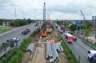 Loạt dự án ở TP.HCM chậm tiến độ, có công trình 10 năm vẫn chưa về đích