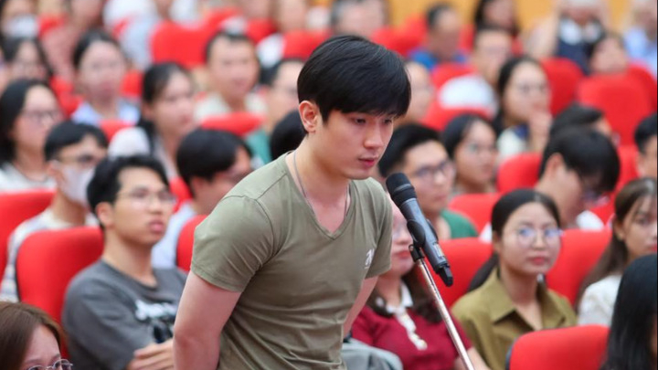 Những tân bác sĩ được xin info nhiều nhất sau buổi chọn chuyên ngành nội trú