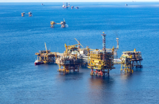 Những dấu mốc vàng son trên hành trình đồng hành phát triển cùng đất nước của Petrovietnam