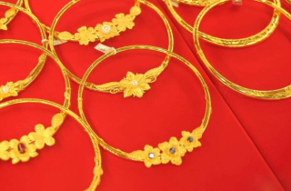 Giá vàng hôm nay 14/9: Đi xuống nhưng vẫn đứng ở ngưỡng cao