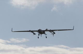 Romania điều tiêm kích F-16, Ba Lan đóng cửa sân bay vì UAV của Nga