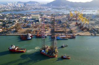 Petrovietnam phấn đấu vượt chỉ tiêu tăng trưởng, lập thành tích chào mừng kỷ niệm 50 năm thành lập