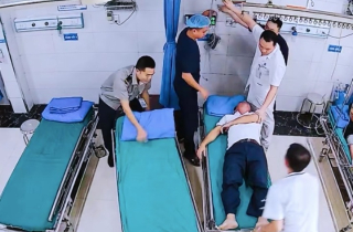 Đột ngột mất ý thức trên đường đến viện khám đau ngực