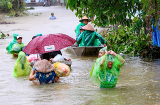 Dự báo thời tiết 10 ngày tới: Biển Đông đón bão số 8, miền Bắc mưa lớn