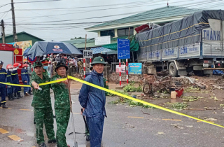 Xe tải lao vào chợ làm 12 người thương vong: Thông tin mới nhất