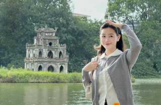 Mùa thu Hà Nội 'phủ sóng' cõi mạng, giới trẻ đua nhau 'chill' theo cách riêng