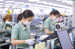 Đề xuất làm việc không quá 8 giờ/ngày, làm thêm lễ, Tết hưởng ít nhất 300% lương