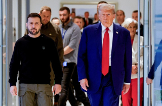Ông Trump: Ukraine có thể giành lại toàn bộ lãnh thổ từ Nga