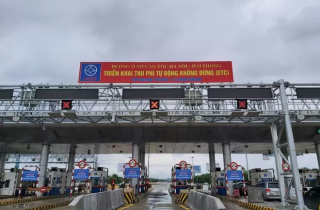 Còn 2,8 triệu ô tô chưa nâng cấp tài khoản giao thông, có lo ùn tắc trạm BOT từ 1-10?
