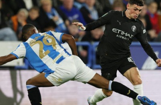 Đánh bại Huddersfield Town, Man City vào vòng 4 Cúp Liên đoàn Anh