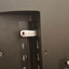 Những thứ không nên cắm vào cổng USB trên Smart TV