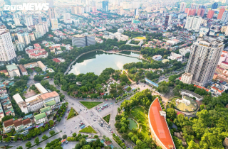 Hà Nội: Công viên Nghĩa Đô 'lột xác', xuất hiện cầu đi bộ hình cây đàn độc đáo