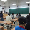 Xét tuyển đại học bằng học bạ: Nên bỏ hay giữ?
