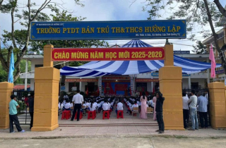 Ba tỉnh miền Trung cho học sinh nghỉ học ngày 29/9 để tránh bão Bualoi