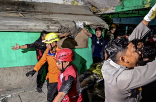 Sập trường học ở Indonesia: 3 người thiệt mạng, 38 người mất tích