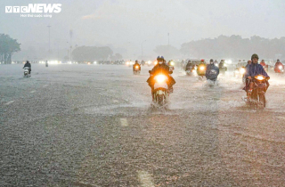 Cập nhật các điểm ngập úng ở Hà Nội ngay lúc này, người dân ra đường cần lưu ý