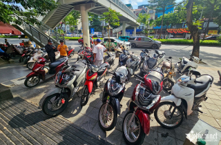 7 hạng mục 'sống còn' cần kiểm tra ngay khi xe máy bị ngập nước