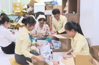 TP.HCM hỗ trợ 10.000 túi thuốc gia đình cho đồng bào bị thiệt hại do bão Bualoi
