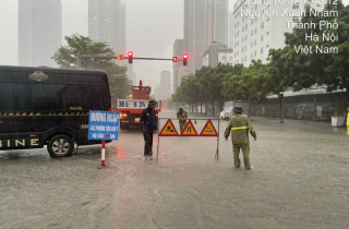 Hà Nội có 90 điểm úng ngập