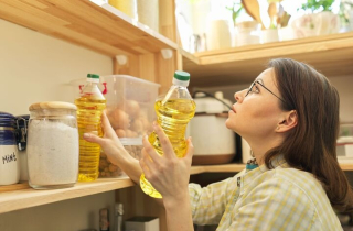 Dầu ăn hết hạn dùng được không?