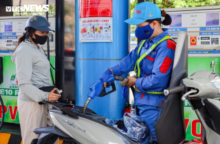 Giá xăng, dầu đồng loạt giảm