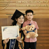 Bỏ nghề tiếp viên hàng không, mẹ một con thành thủ khoa đại học