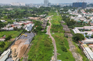 Cận cảnh gần 3 km Vành đai 2 TP.HCM trước ngày tái khởi công