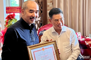 Đạo diễn Bùi Thạc Chuyên phim 'Địa đạo' nhận tin vui bất ngờ