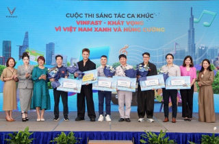 VinFast trao giải cuộc thi 'VinFast - Khát vọng Vì Việt Nam Xanh và Hùng cường'