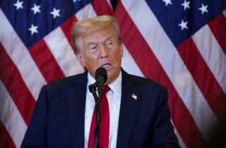 Ông Trump kêu gọi Ukraine sớm đạt thỏa thuận với Nga