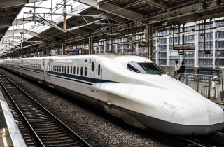 Hệ thống Shinkansen - biểu tượng công nghệ đường sắt cao tốc của Nhật Bản