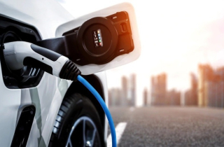 Khảo sát của Deloitte: 25% người tiêu dùng Việt mong xe điện có thể đi ít nhất 400 km/lần sạc