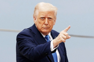Ông Trump tuyên bố cắt đứt đàm phán thương mại với Canada