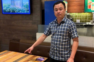 Kẻ môi giới giúp vợ chồng Ngân 98 'chạy án' từng bỏ trốn