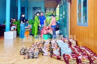 Tạm giữ giám đốc công ty nghi làm cà phê giả, thu giữ 5 tấn nguyên liệu