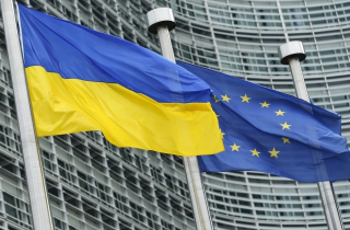 Liên minh châu Âu có thể phải huy động nợ chung để viện trợ Ukraine
