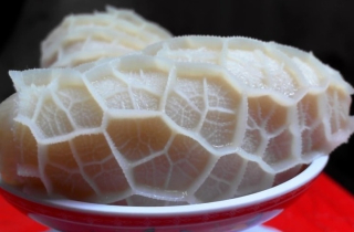 Mẹo chọn sách bò tươi và cách làm trắng, khử mùi không cần hóa chất